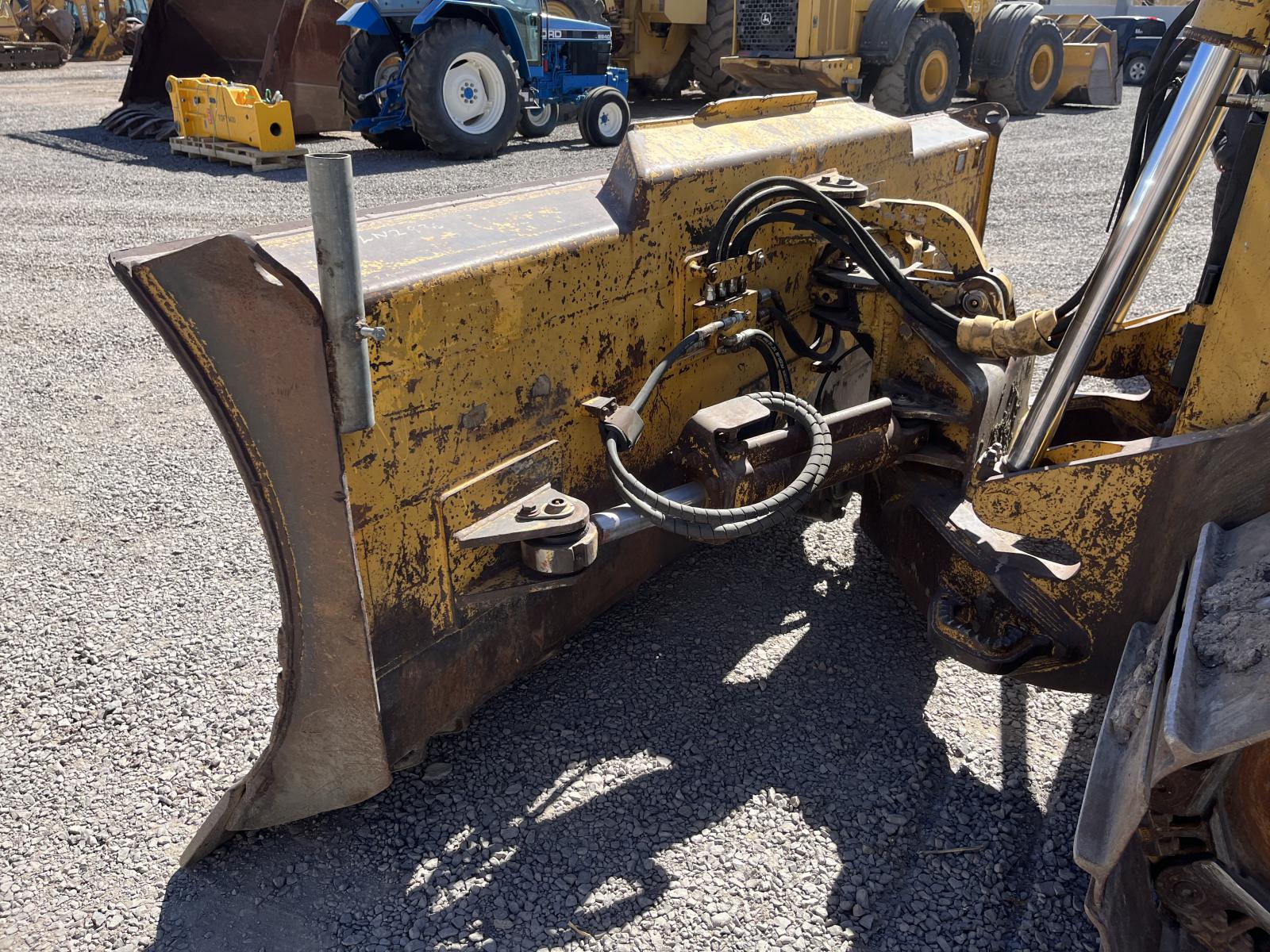 ./imagenes/INVOICE/2019/16898/TOPADOR FRONTAL CATERPILLAR D6R (14).JPG